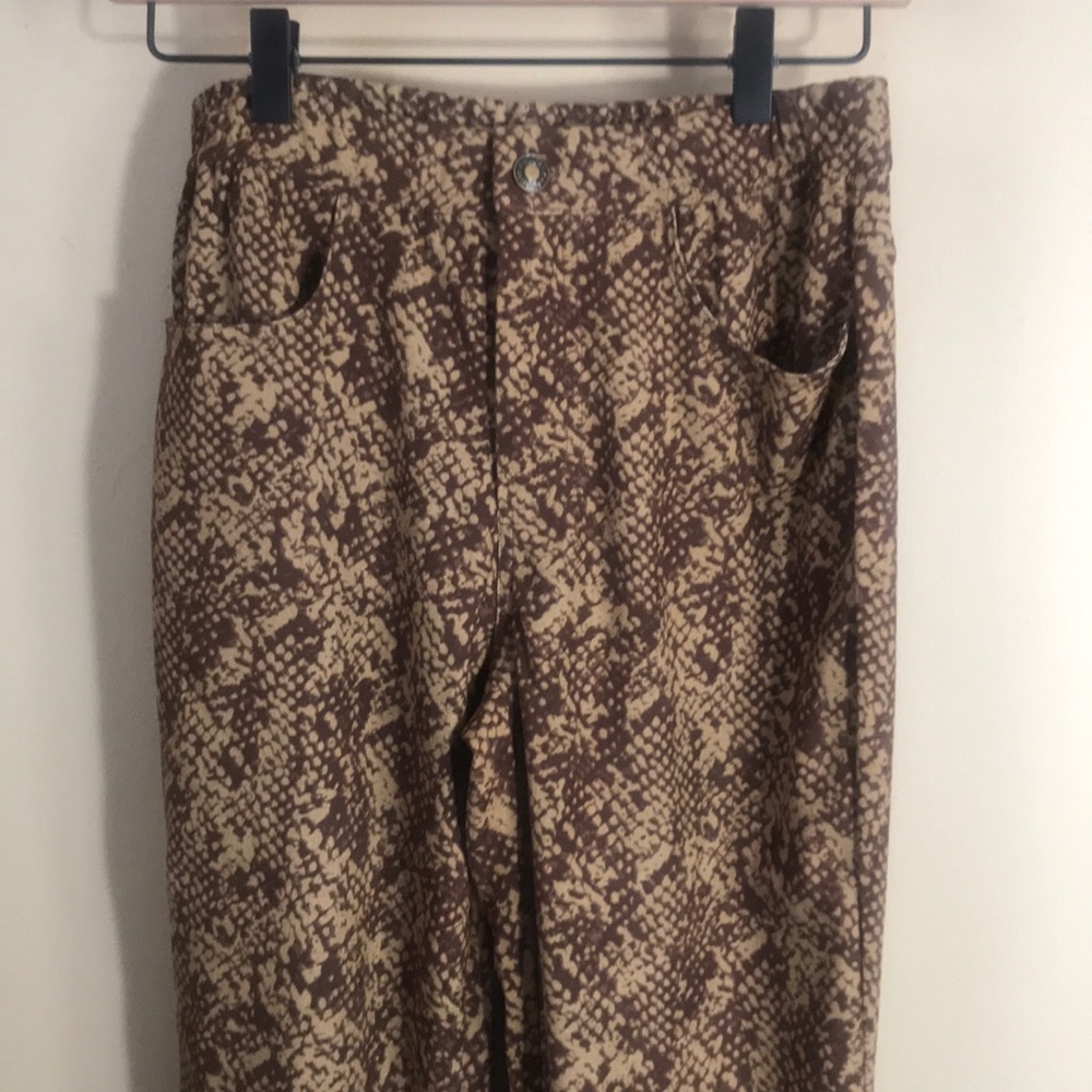 Antthony animal print stretch pants with pockets